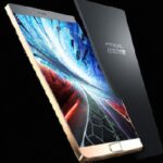 Comparing Huawei's trifold phone to Apple iPhones